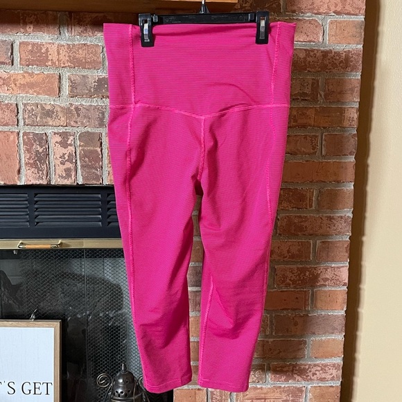 Nike Pink Striped Athletic Capri Pants - Picture 4 of 6